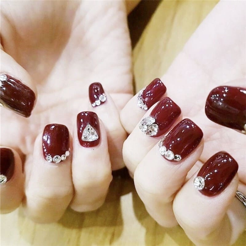 Sơn gel màu đỏ mận CR cao cấp