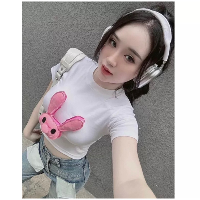 Áo croptop Thỏ Bông gắn 3 kim băng phía sau TTA688