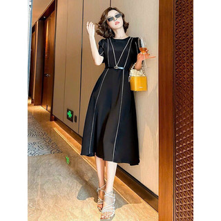 Đầm lụa đen kẻ trắng kèm nịt. Nhập QC