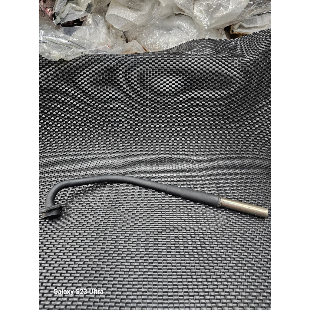 Cổ pô Exciter 135 2005-2010 hàng chính hãng yamaha của những ae mua pô new thay cổ titan tháo ra tại chỗ số lượng có hạn