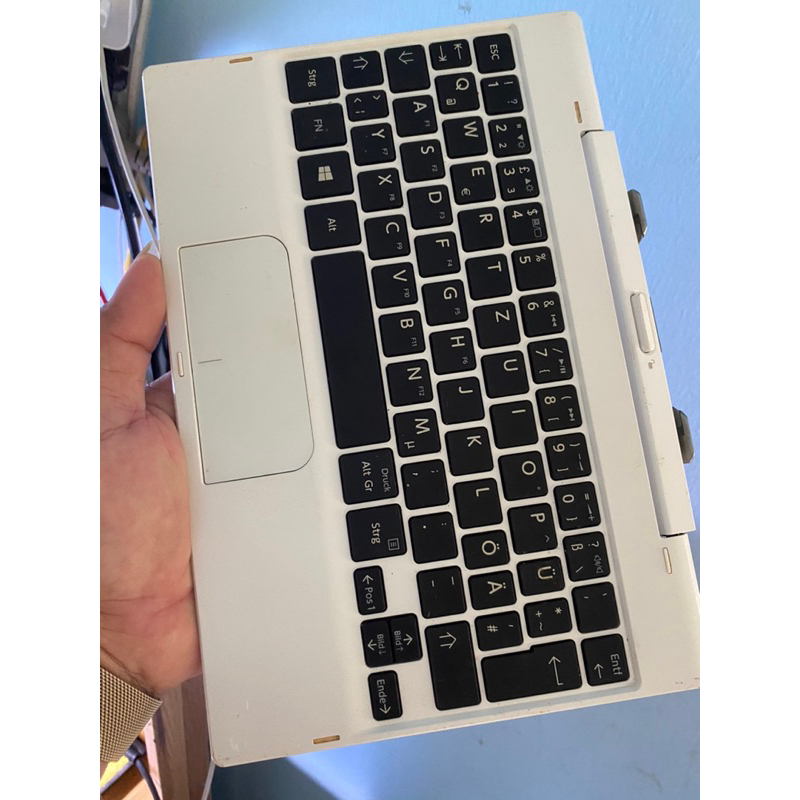 Dock bàn phím TOSHIBA Click Mini L9W-B