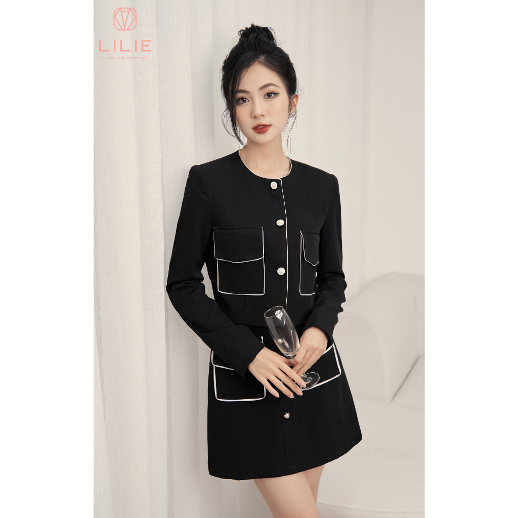 Áo khoác Blazer vest công sở nữ croptop túi đen phối với chân váy cúc ngọc phong cách sang chảnh