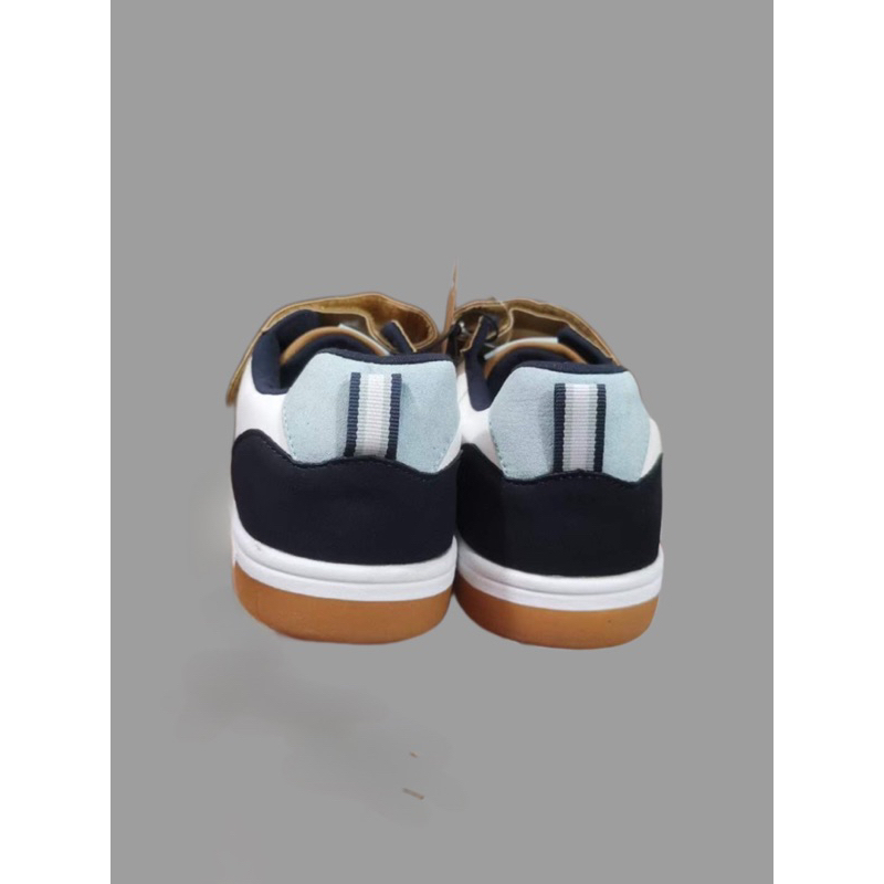 Giầy thể thao bé trai, dư xịn