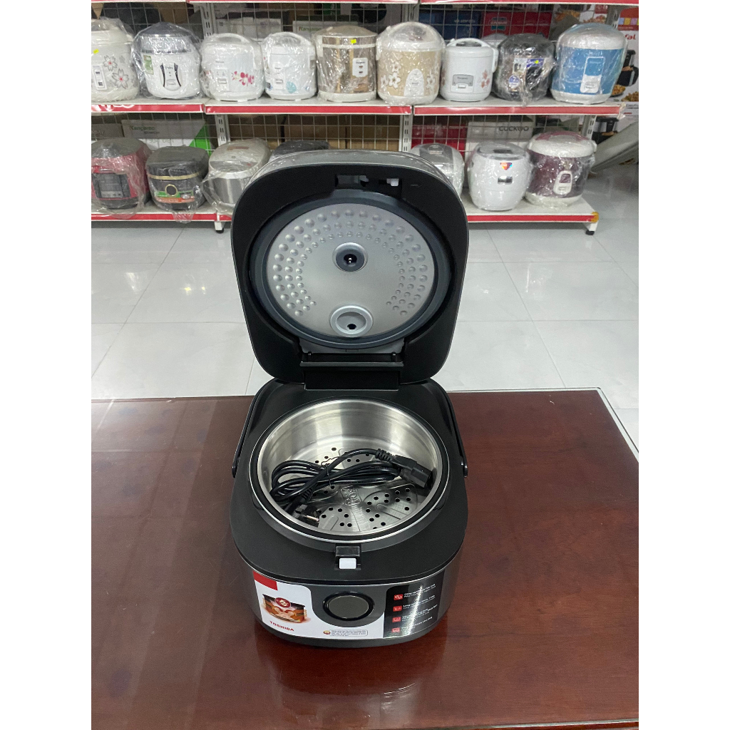 Nồi cơm cao tần Toshiba 1 lít RC-10IP1PV - Hàng trưng bày