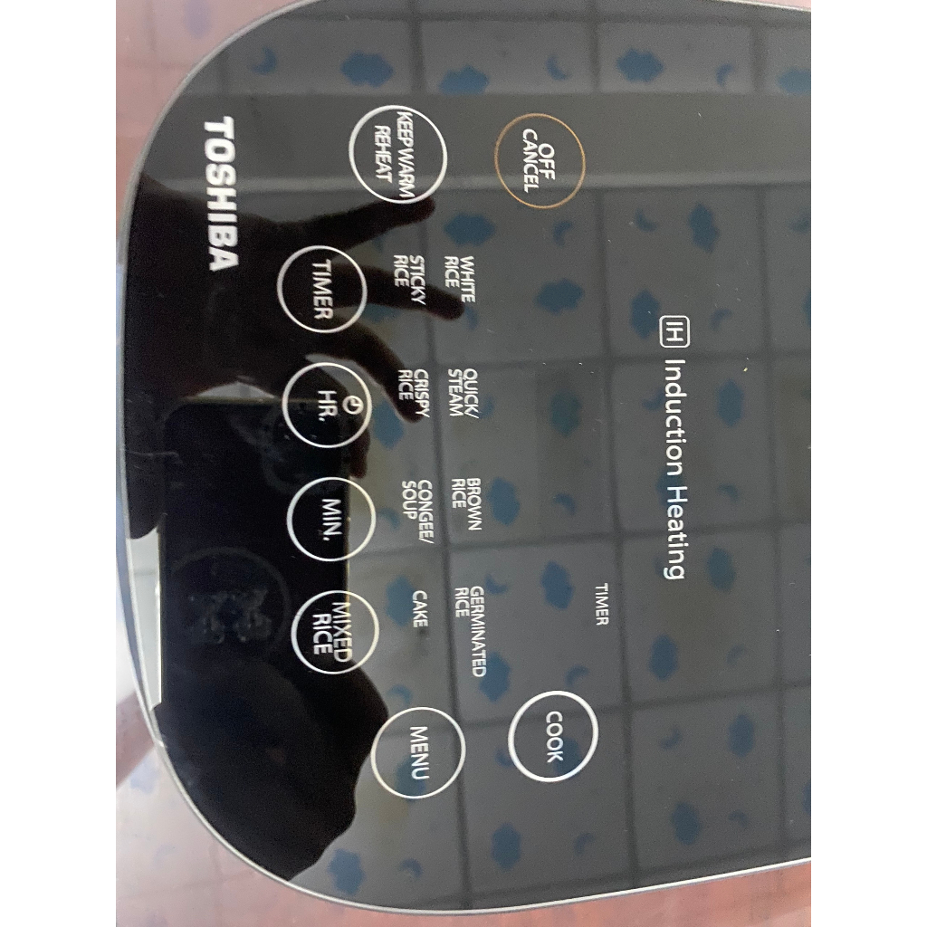 Nồi cơm cao tần Toshiba 1 lít RC-10IP1PV - Hàng trưng bày