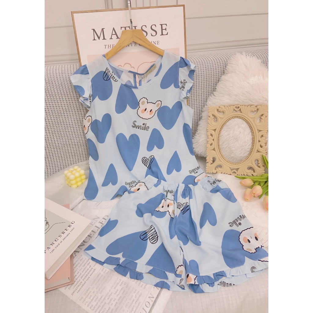 Bộ đồ ngủ mặc nhà Chillwear dáng áo gile quần đùi, chất liệu lanh thoáng mát họa tiết tim phối hình cún dễ thương