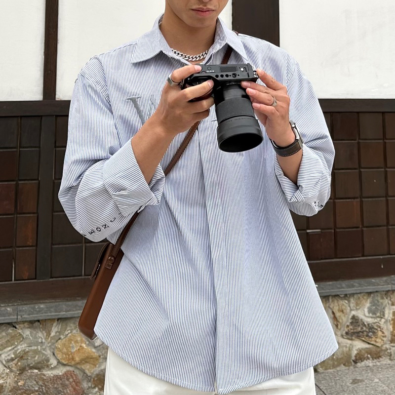 Áo sơ mi WOLO we only live one URLYS oxford thêu chỉ bạc, sọc kẻ xanh đen thêu chữ nam nữ unisex form rộng hàn quốc