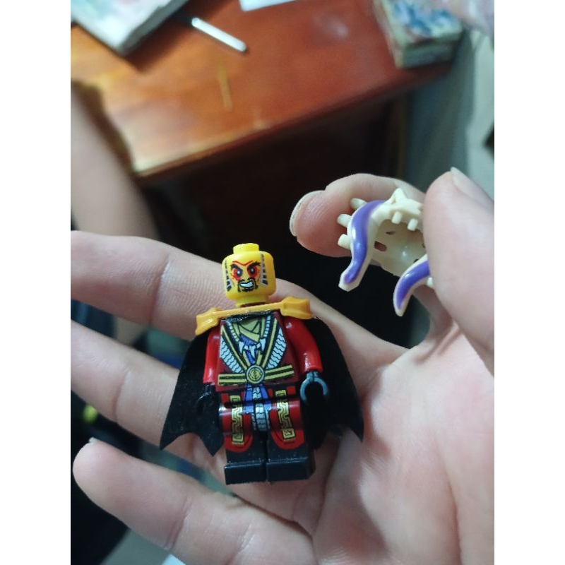 Minifigures Ninjago Master Chen nhân vật.