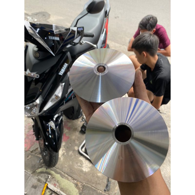 Nồi trước Yamaha Mio M3 Like New gia công bẽ độ