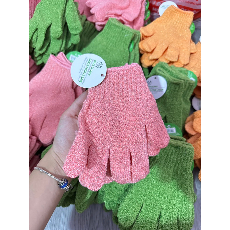 Gang tắm Tẩy da chết The Body Shop