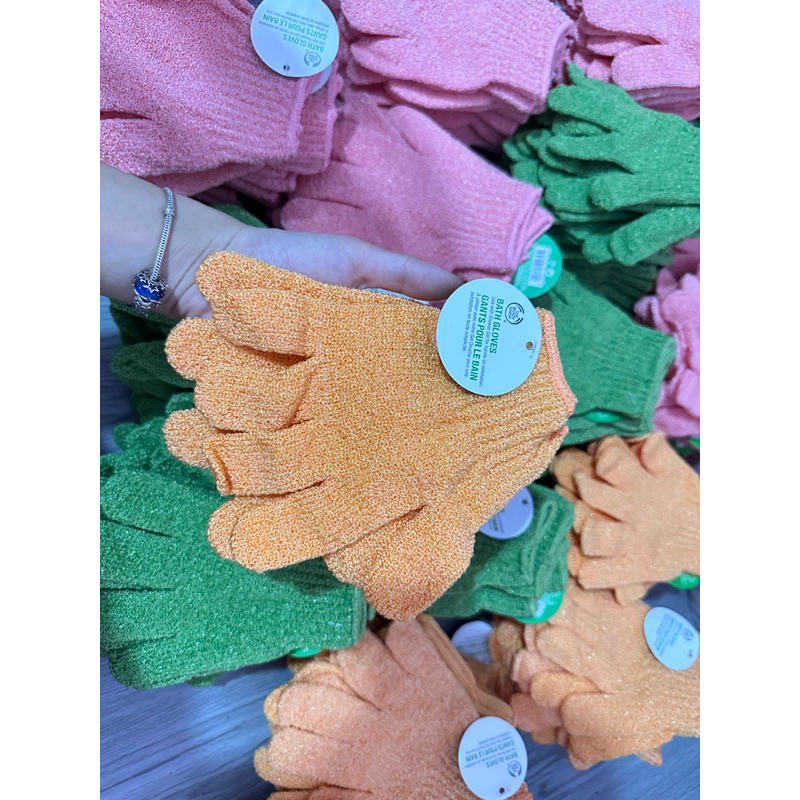 Gang tắm Tẩy da chết The Body Shop