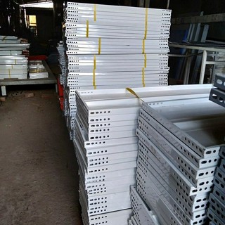 Mâm sắt,mặt kệ lắp kệ V lỗ đa năng đủ kích thước