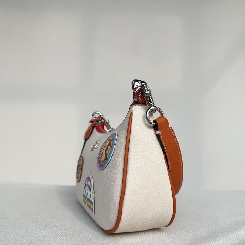 Túi Coach Teri Shoulder Bag