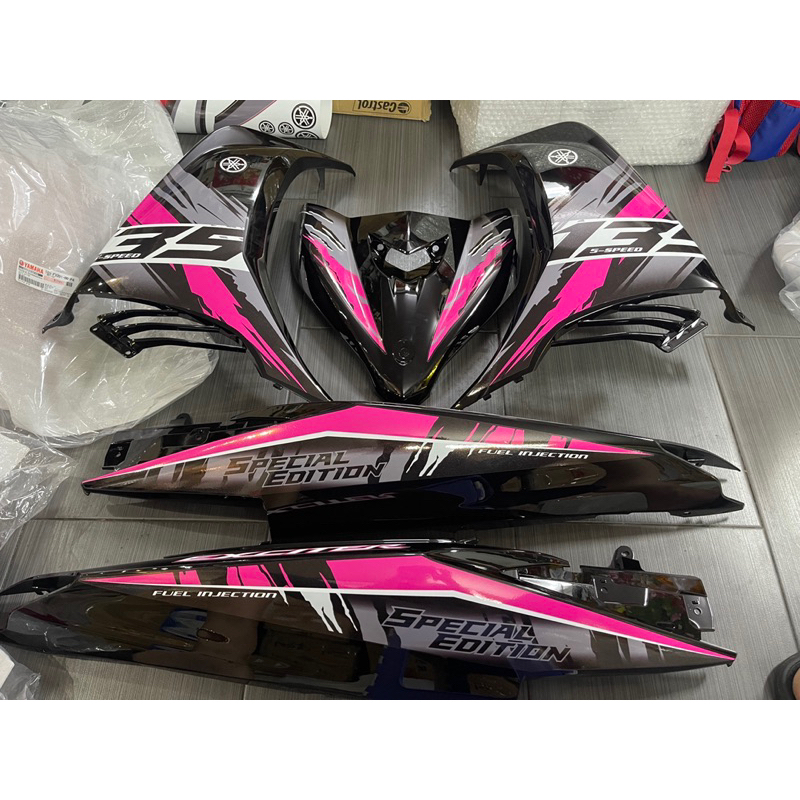 Dàn áo Ex 135  tem LC 135 đủ màu đẹp