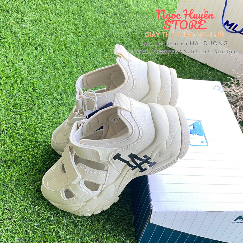 Giày sandal MLB chữ LA, Sandal LA trắng kem chữ đen. Màu kem size 36-43