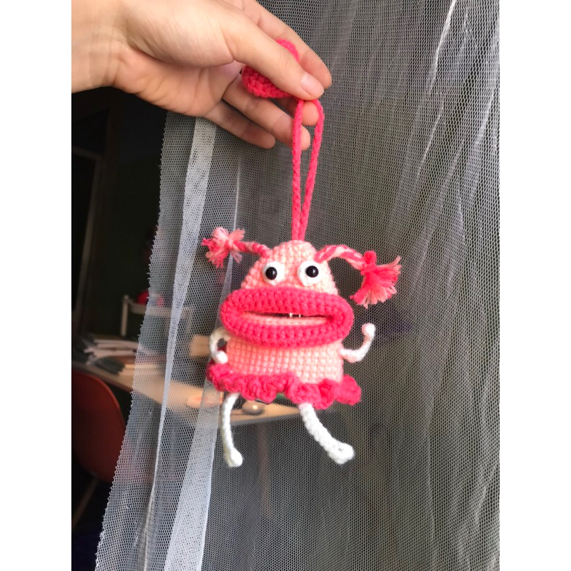 MÓC KHOÁ MÔI CHỀ