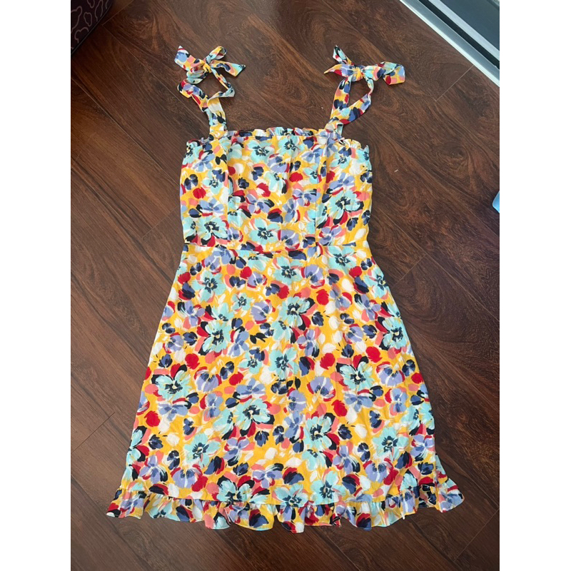 Đầm dây hoa nhí BCBG