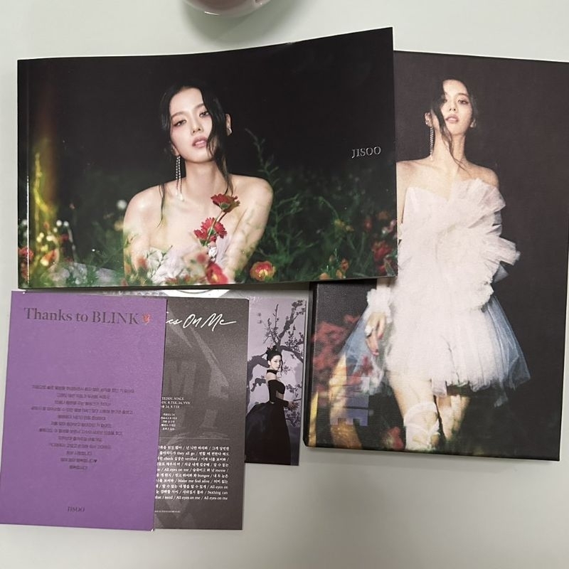 VStore - duyendo97 [BLACKPINK] JISOO SOLO ALBUM "ME" - JISOO ""FLOWER" MÀU ĐỎ VÀ ĐEN 1ST PRESS