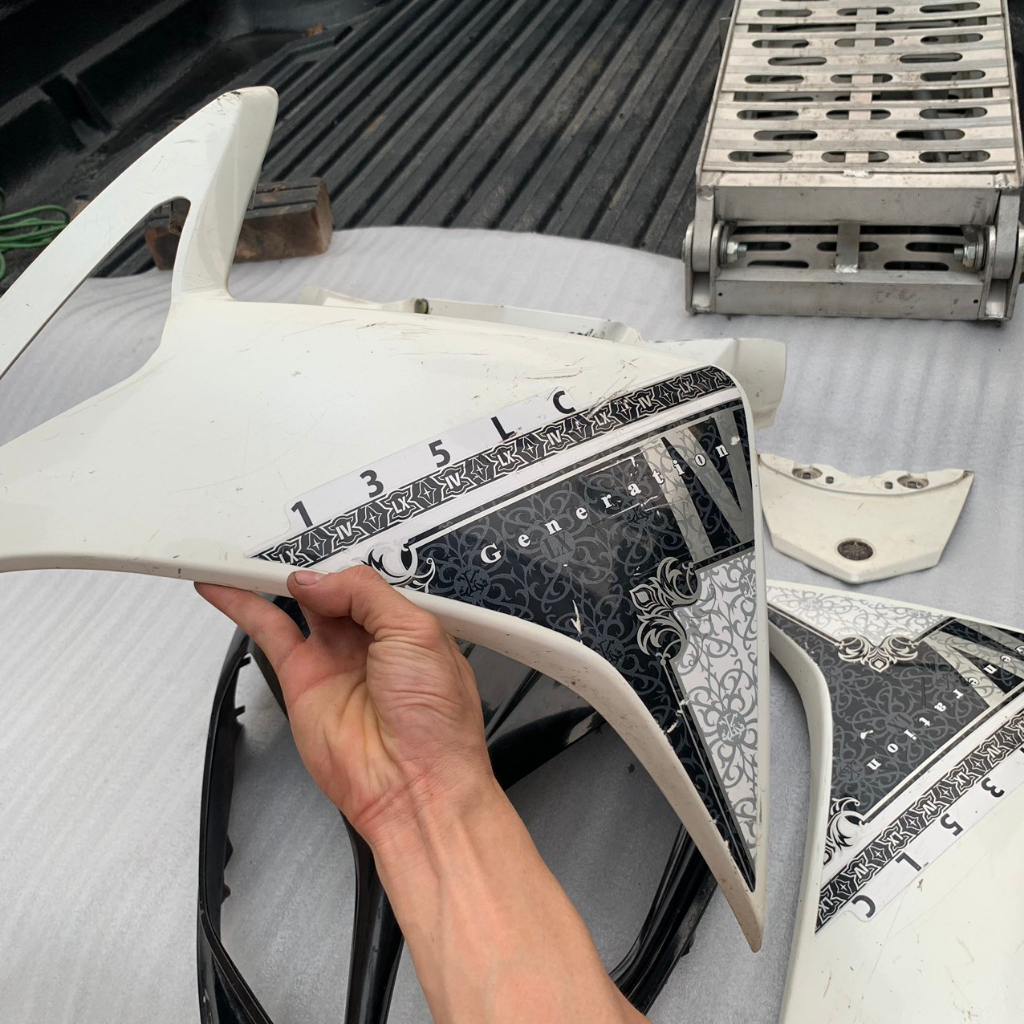 Bộ 4 món Dàn áo Nouvo 4 lx YAMAHA màu trắng tem 3đ