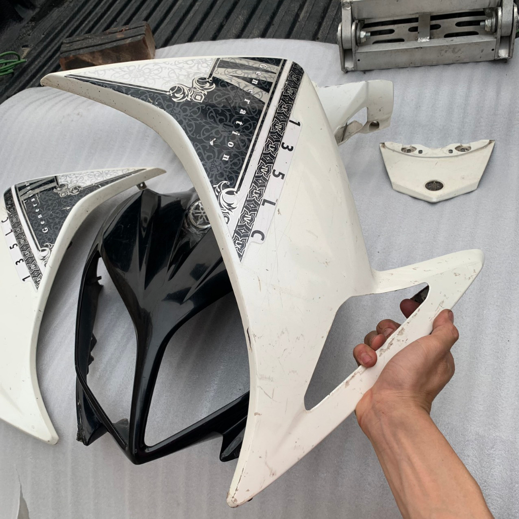 Bộ 4 món Dàn áo Nouvo 4 lx YAMAHA màu trắng tem 3đ