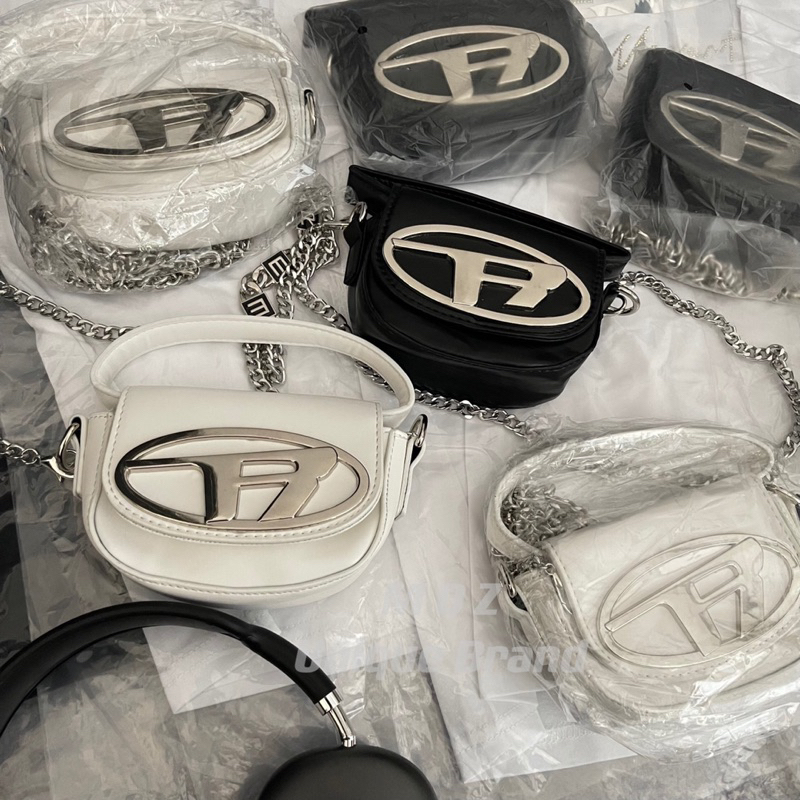 Áo Phông Kèm Túi  Hot Hit QC L1