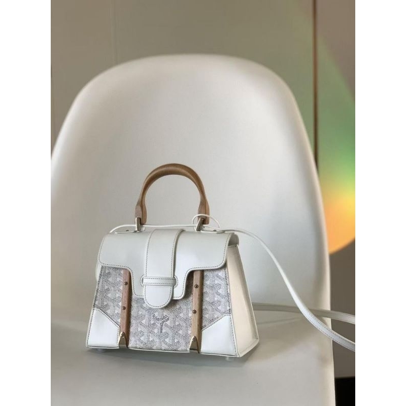 Túi xách sang chảnh GOY..sz22cm đẹp từng chi tiết chuẩn xịn hot dã man fullbox hãng