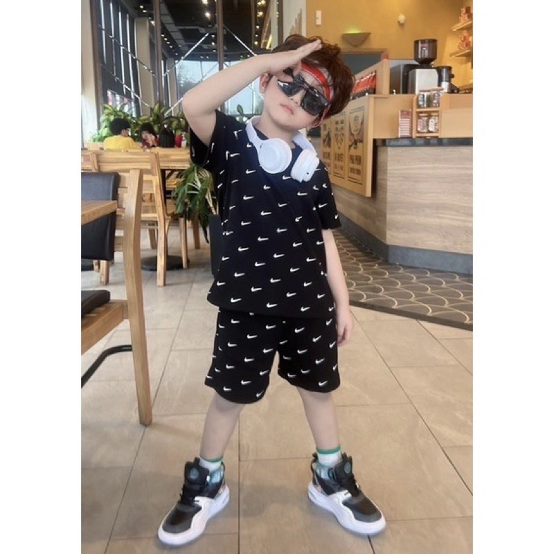 Bộ cộc tay cho bé thể thao Nik from rộng thoải mãi cá tính