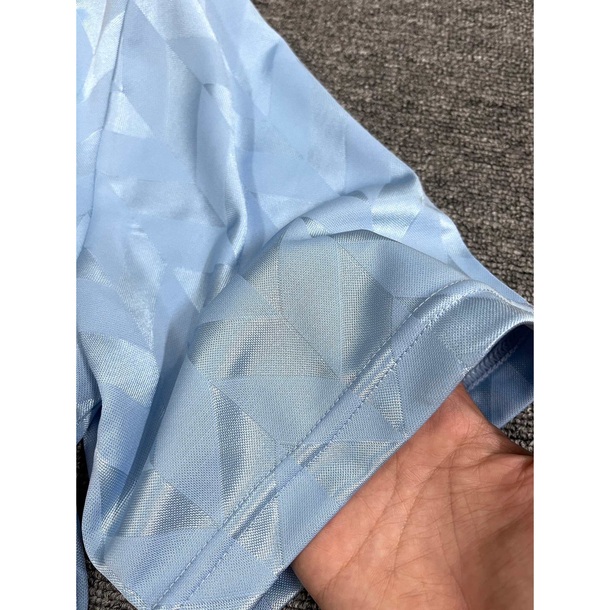 Áo Retro siêu đẹp của Hummel sẵn size S M âu