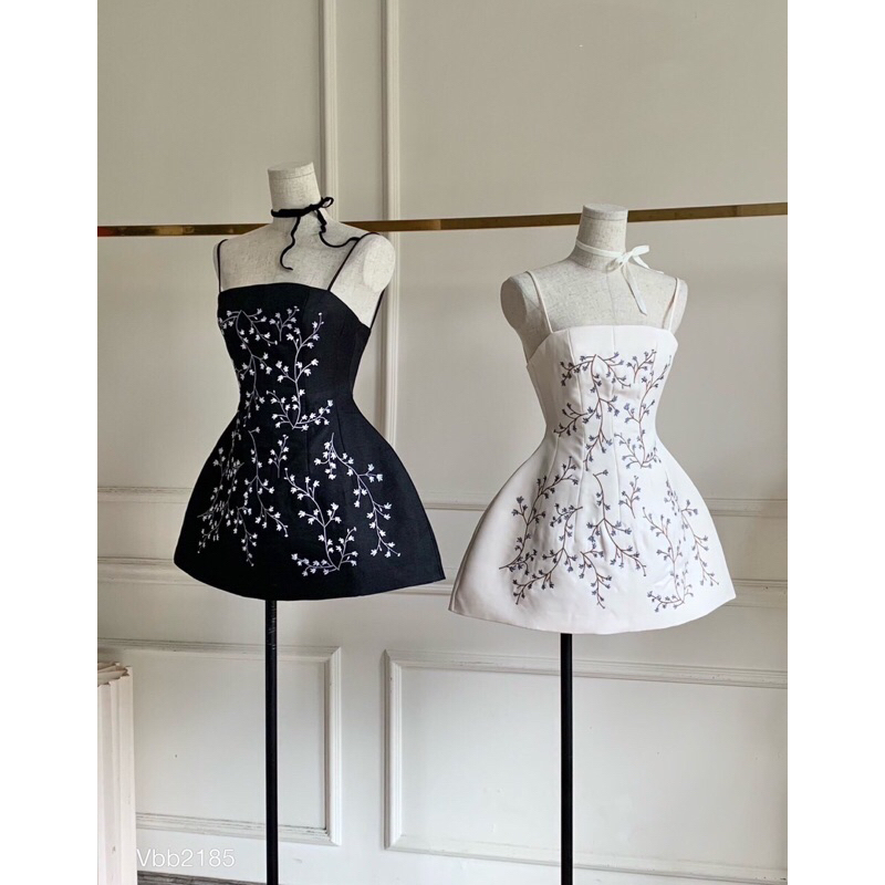 Đầm taptak 2s thêu hoa nhí