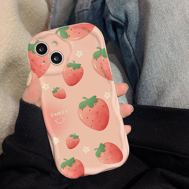 Ốp lưng iphone Viền Nổi Cạnh Sóng nhiều dâu tây sweet 6s/6splus/7/7plus/8/8plus/x/11/12/13/14/max/promax sk49