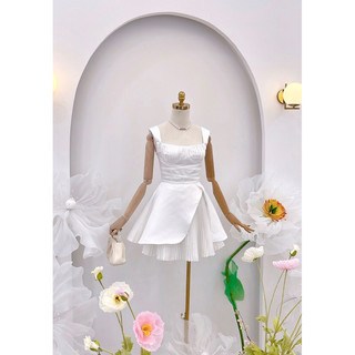 váy phối xếp li