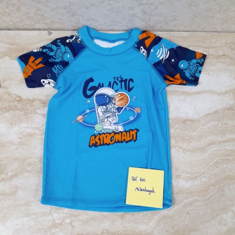 Quần áo bơi tay ngắn , quần ngắn hiệu YLIKE cho bé trai mẫu phi hành gia size 14-18kg YY0010