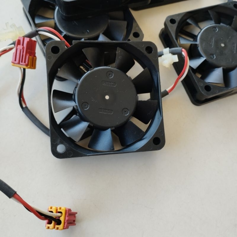 Quạt giải nhiệt bo mạch máy giặt Panasonic 6x6. 12DCV