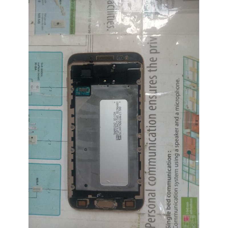 Xác máy j7 Pro zin