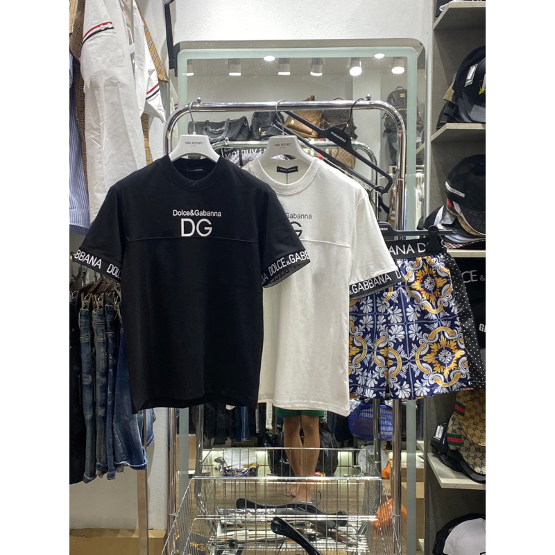 Bộ cộc D/G hoạ tiết quần nổi bật ,hoạ tiết tay áo và logo cực chất