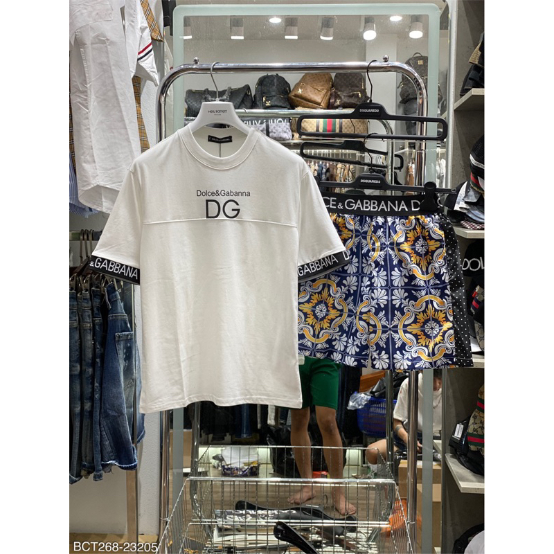 Bộ cộc D/G hoạ tiết quần nổi bật ,hoạ tiết tay áo và logo cực chất