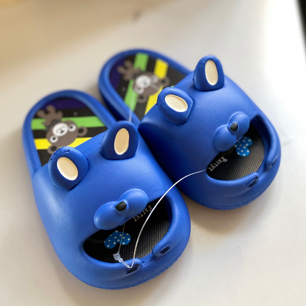 Dép bánh mì trẻ em hình thỏ nền gấu nâu ngây thơ dễ thương hở mũi siêu hot hit