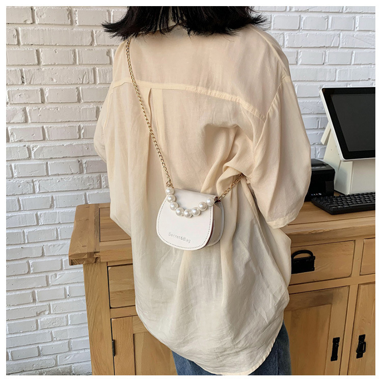 Túi mini nữ túi xách tay đeo chéo da trơn phối dây ngọc quai xích phong cách Hàn Quốc LK336