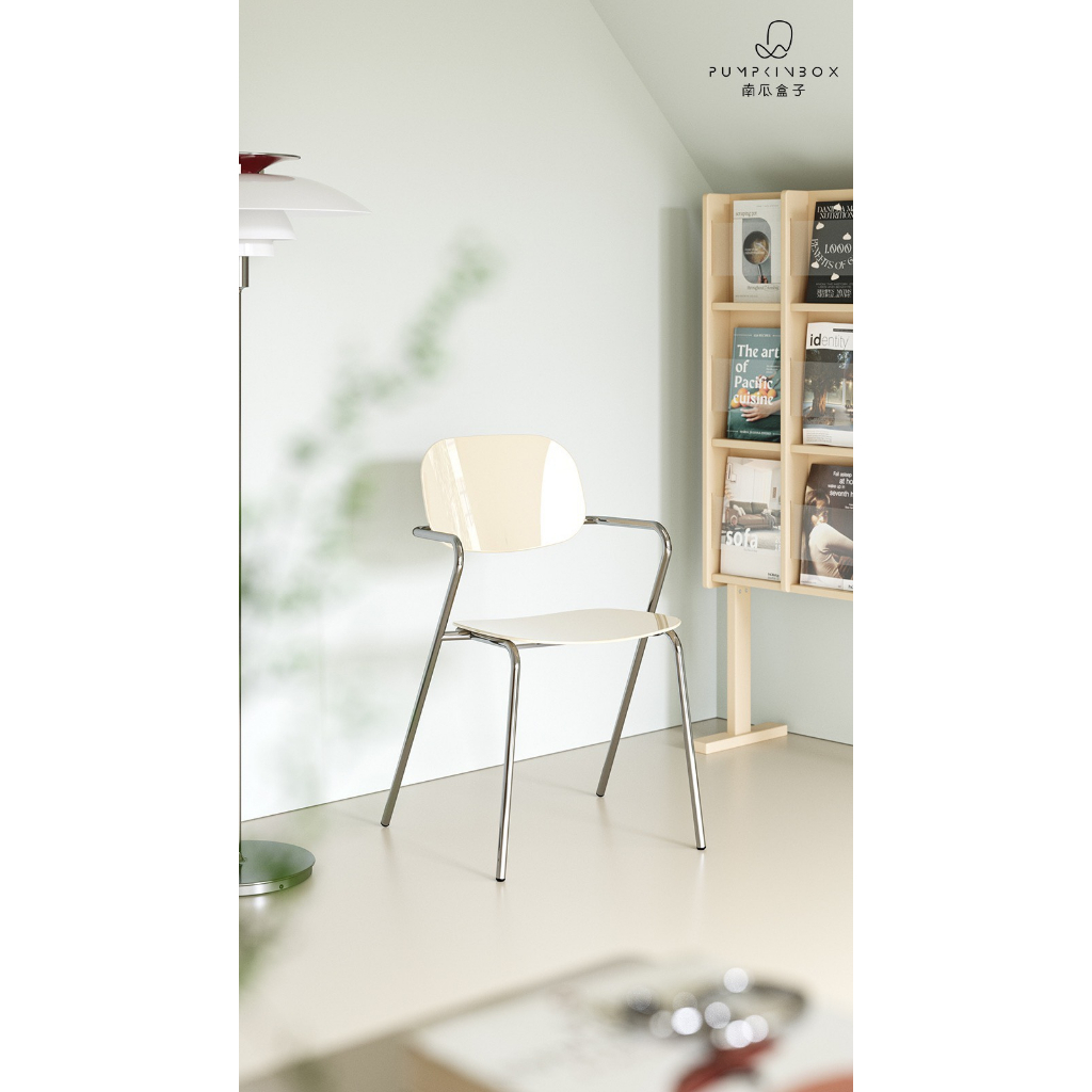 Ghế nhựa acrylic trong suốt nhiều màu không tay vịn thiết kế bắt mắt