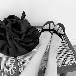 DÉP LÊ NƠ THE ROW BẢN DUPE