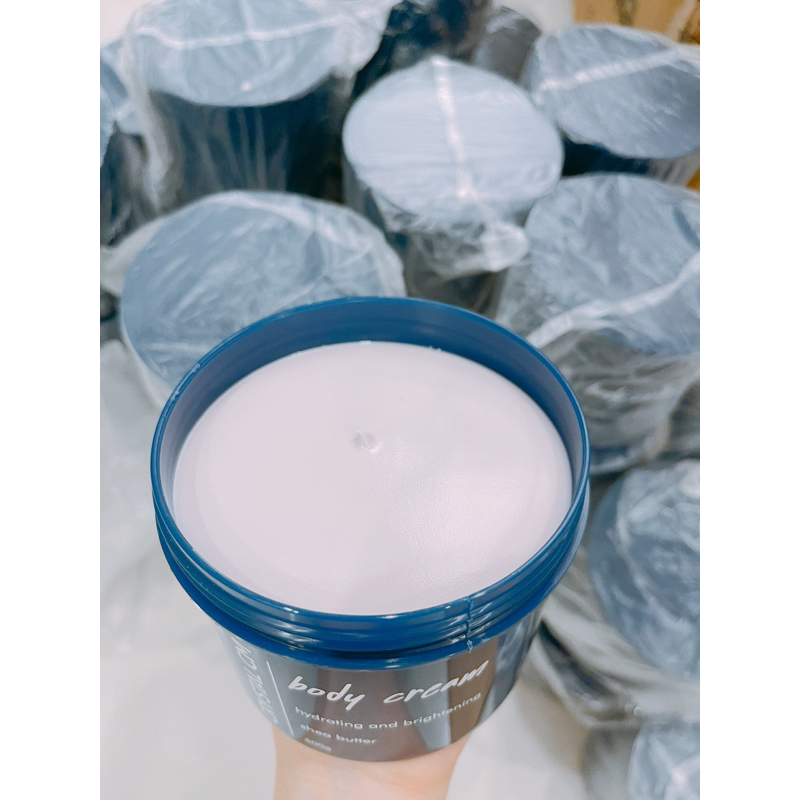 (TẶNG 1 TẮM TRẮNG )Kem body ủ cốt dẻo Crystal Cm Chu Hằng
