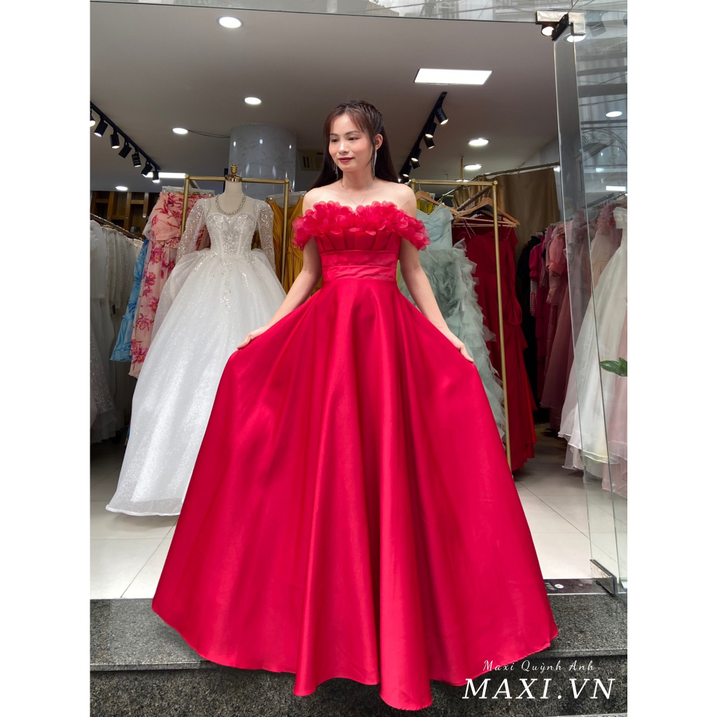Đầm cưới đỏ thiết kế đính hoa 3D mới nhất