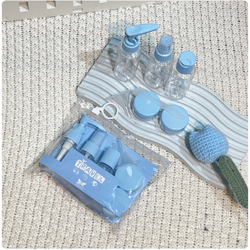 Bộ Chiết Mỹ Phẩm Du Lịch 7 Dụng Cụ