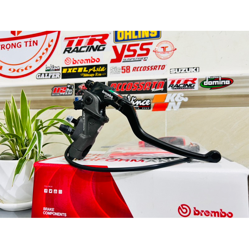 Tay thắng Brembo RCS15 CorsaCorta
