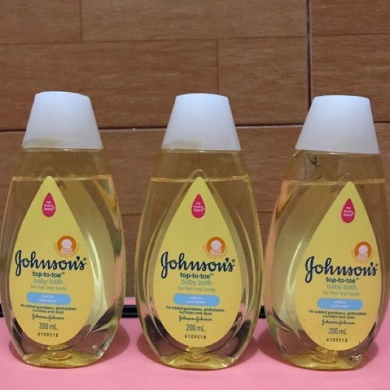 Sữa tắm trẻ em Johnson Baby , Sữa tắm cho bé toàn thân - Dùng là mê