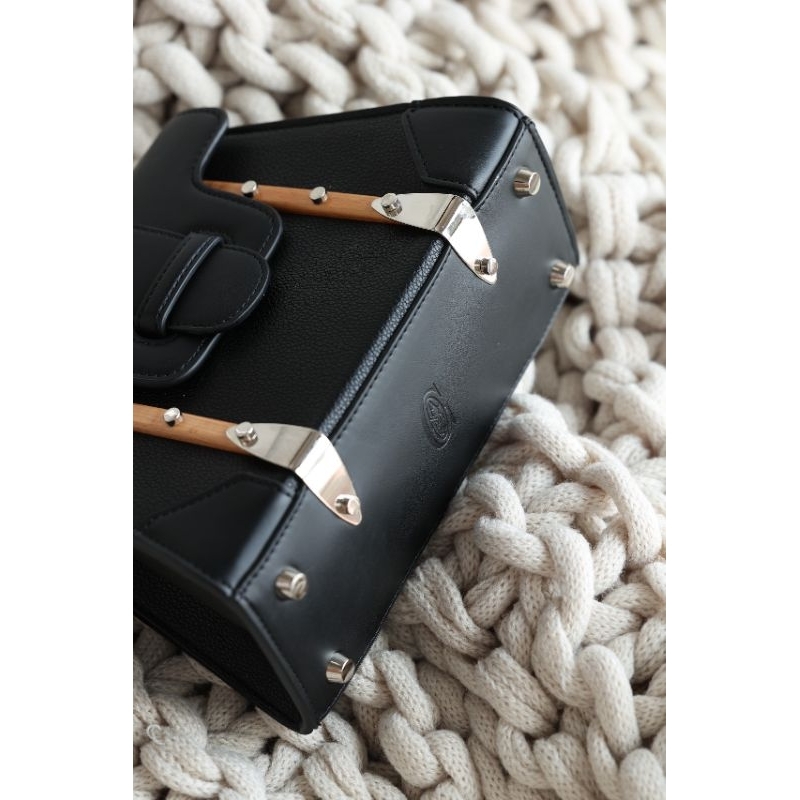 Túi xách sang chảnh GOY..sz22cm đẹp từng chi tiết chuẩn xịn hot dã man fullbox hãng