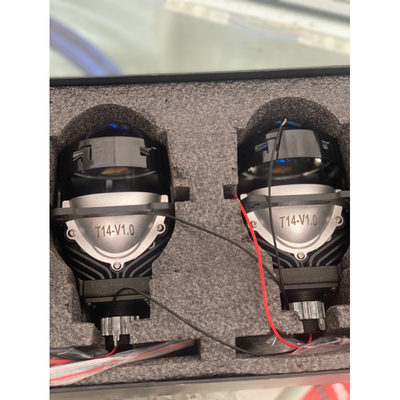 Bi Cầu 3.0  gắn oto và xe máy