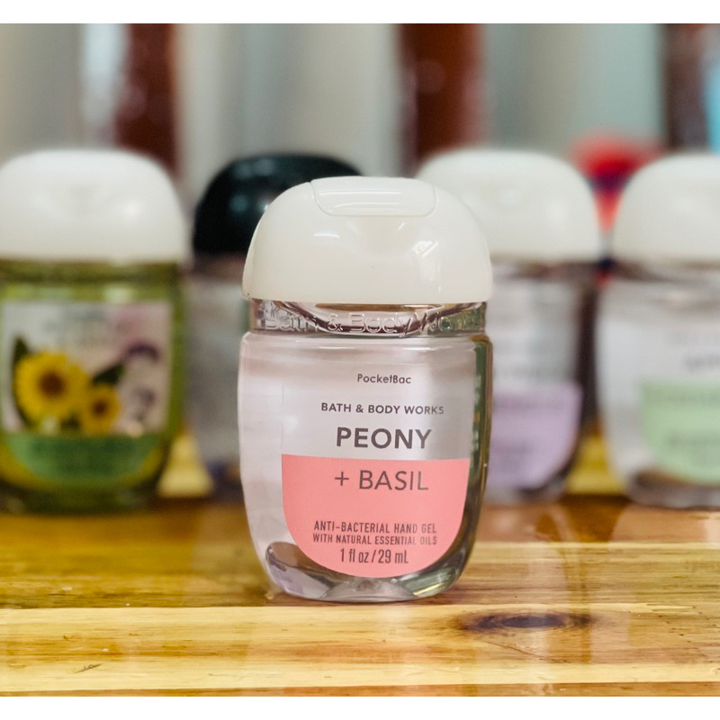 Gel rửa tay khô bath and body works Peony + Basil