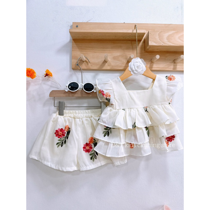 Bộ hoa thêu tầng hothit 2023 bé gái