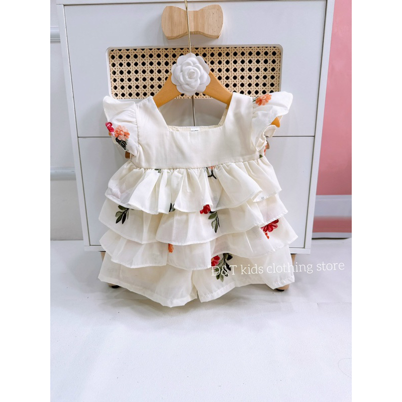 Bộ hoa thêu tầng hothit 2023 bé gái